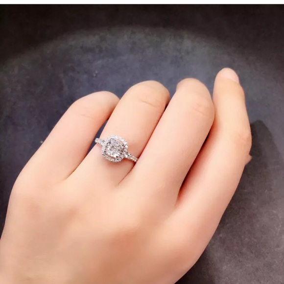 Shine Women 925 Silver Rings Cubic Zirconia Ring - Picture 4 of 4